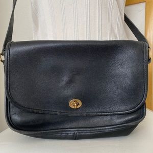Vintage Coach-like leather crossbody purse